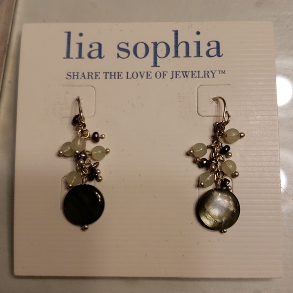 Lia Sophia earrings - Picture 1 of 3